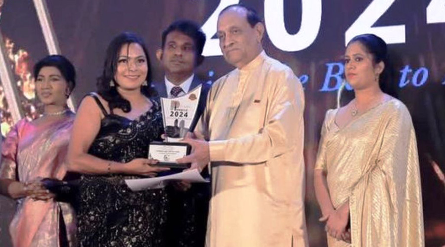 International Dental Care awarded as best dental hospital at Pinnacle Sri Lanka Awards
