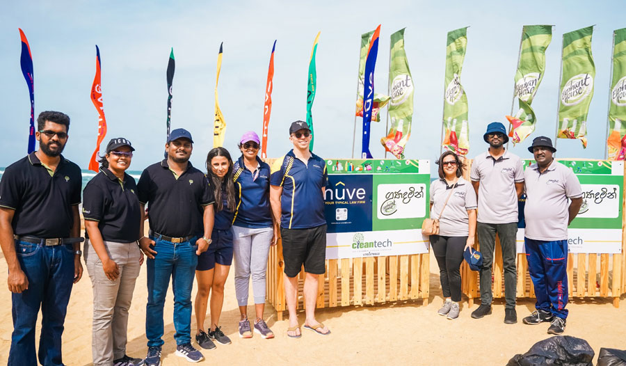 Gunadamin Elephant House Partners with Muve Colombo and Cleantech for Beach Clean Up in Celebration of World Clean Up Day