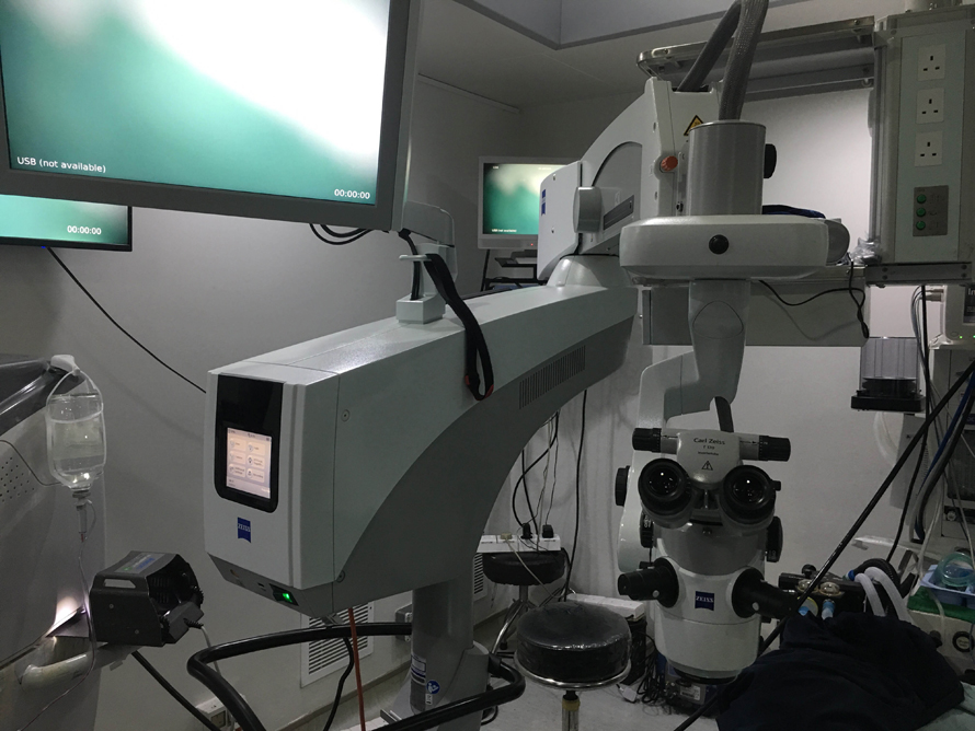 Durdans Eye Care Unit Equipped with latest Technology of ZEISS OPMI Lumera 700