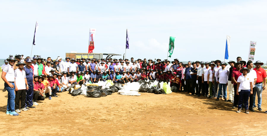 INSEE Cement and INSEE Ecocycle with Sri Lanka Police Led a Beach Cleanup to Mark World Environment Day 2024