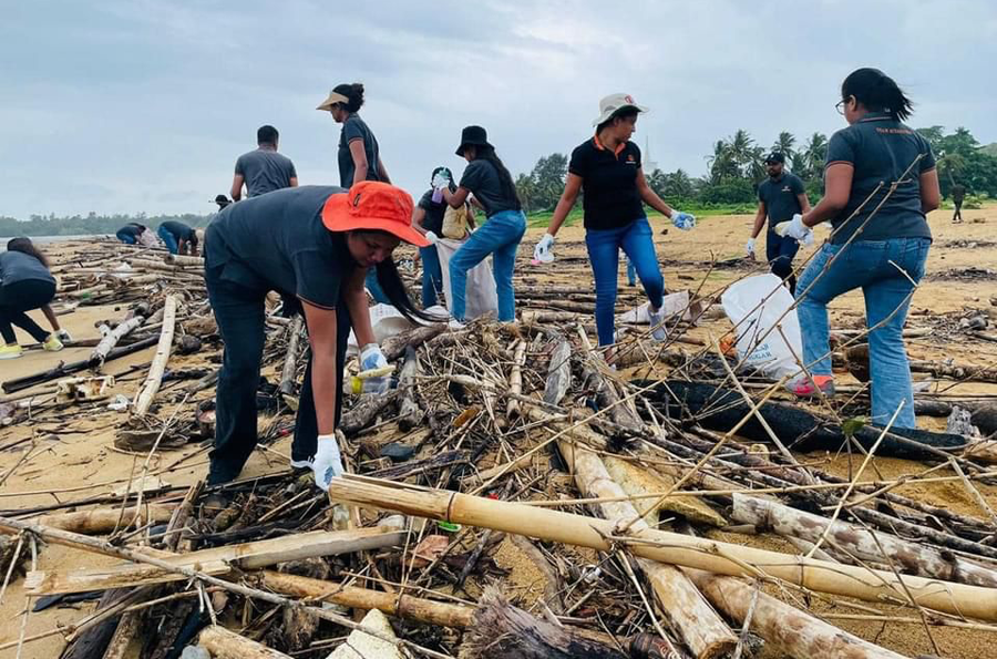 Siyapatha Finance PLC Kicks Off Islandwide Environmental Cleaning Project