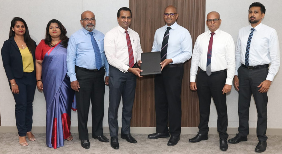 ComBank promotes new energy vehicles via leasing promo with Evolution Auto