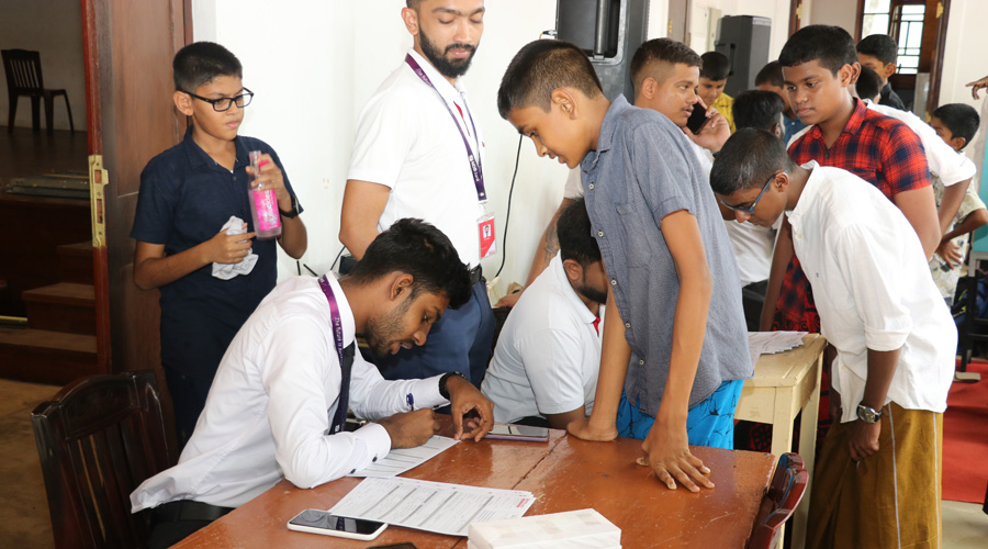 NDB Bank Partners with Ananda College for Avurudu Celebrations Showcases NDB Pixel to the Next Generation of Savvy Savers