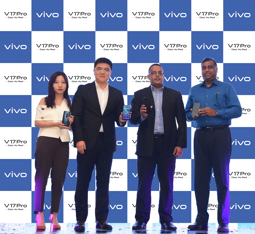 Alison Jin Head of Brands vivo Mobile Lanka Andrew Zhang Deputy General Manager vivo Mobile Lanka Dinesh Perera Deputy Director Abans PLC Channa Pathirana Deputy Director Abans PLC