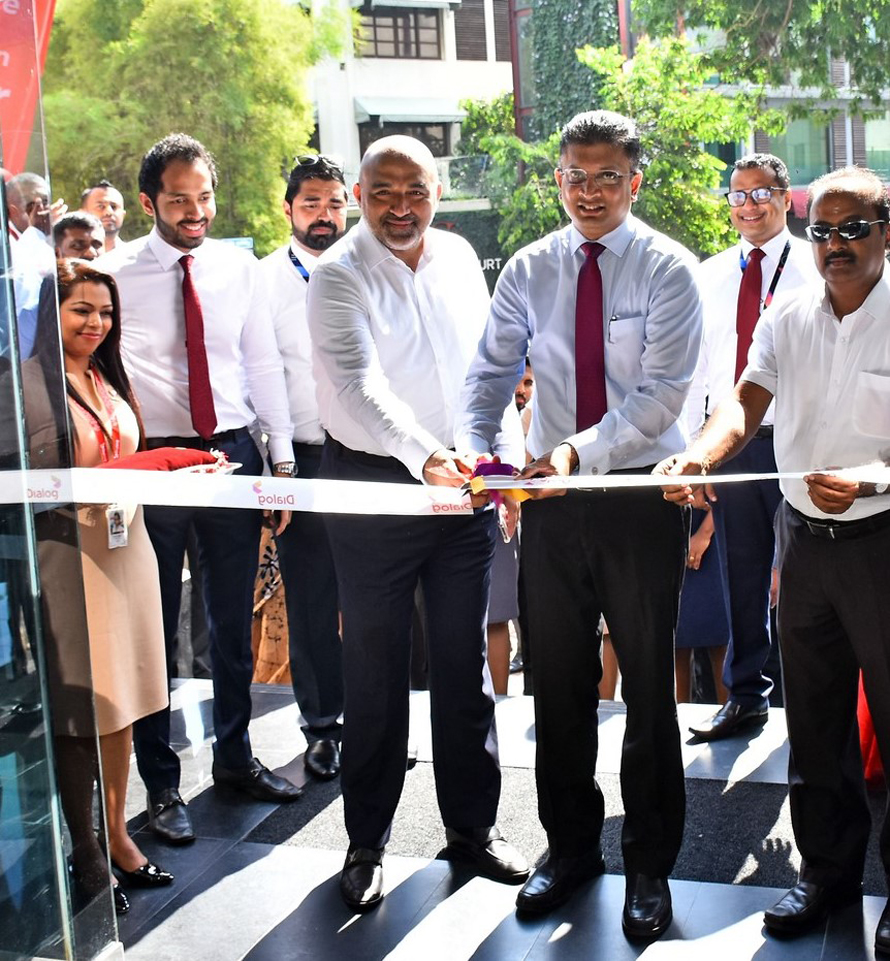 Dialog Unveils State of the Art Experience Centre in Colombo 3