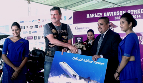 mihin-lanka-official-airline-for-harley-davidson-street-thunder-bikers