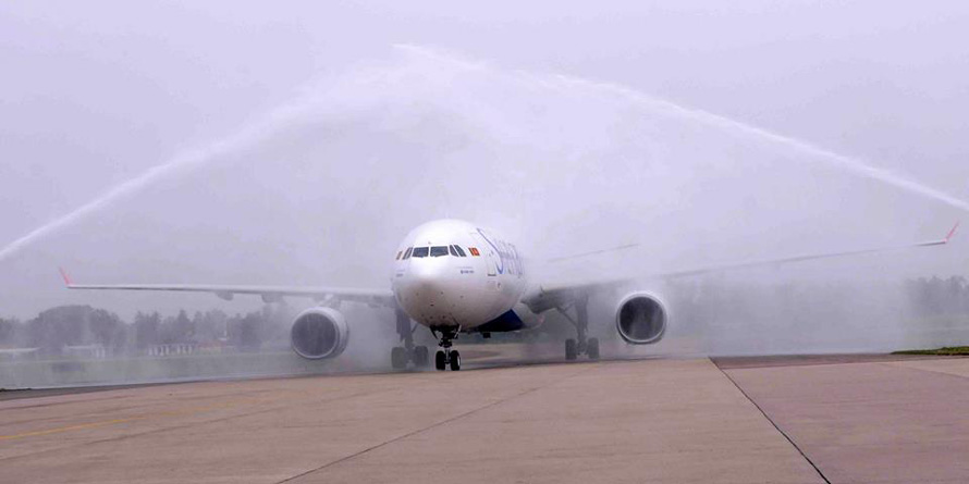 SriLankan Airlines takes Delivery of New A330-300 3